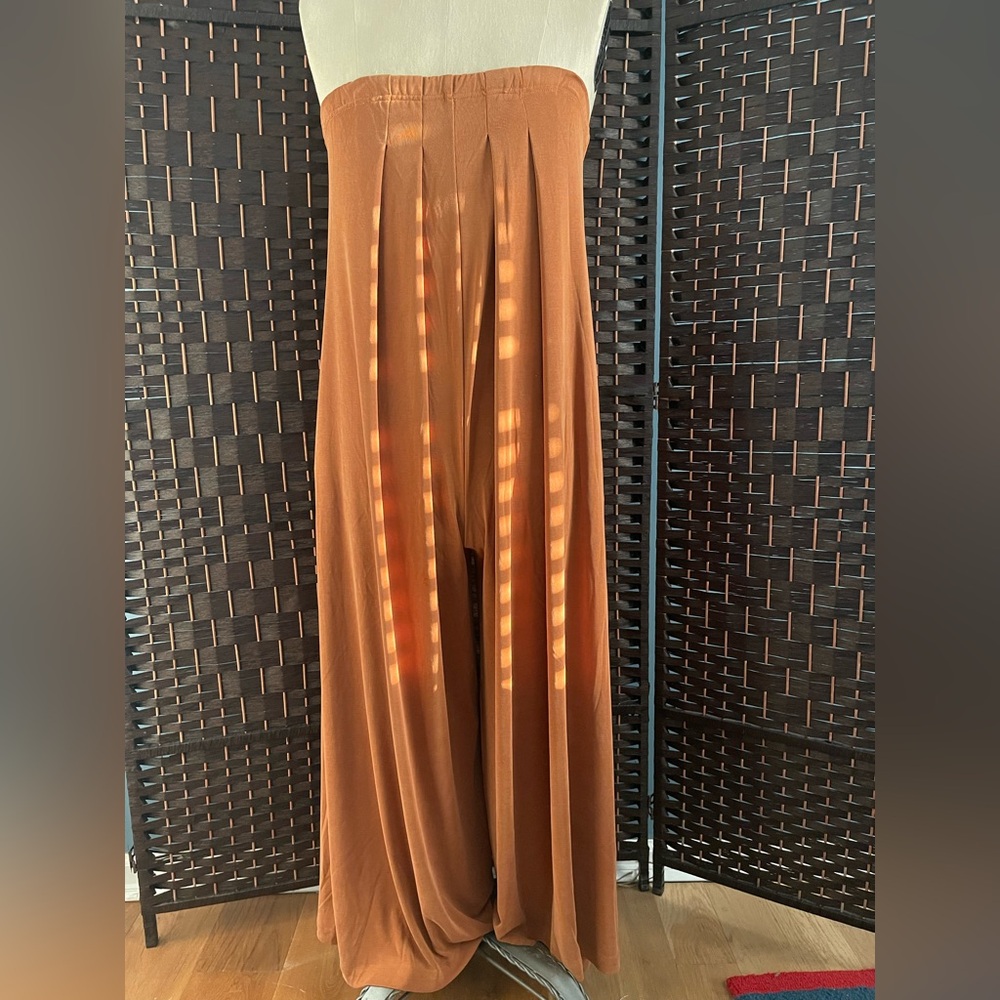 Free People High Waist Pants Jumpsuit w/ Flowing Wide-Leg Design. 
Size XS